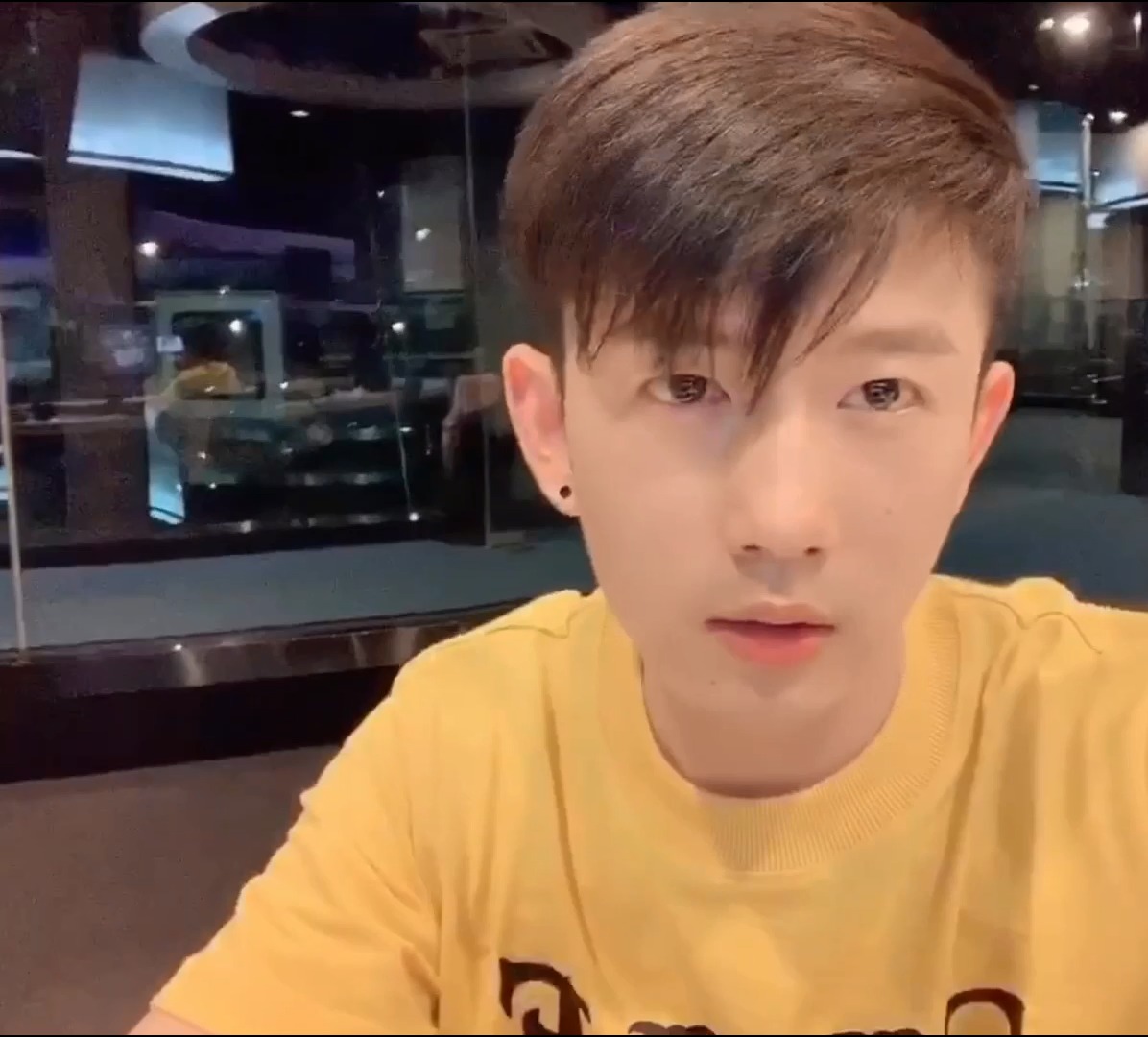 日常生活照成功男士生活照套图男套图照片素材