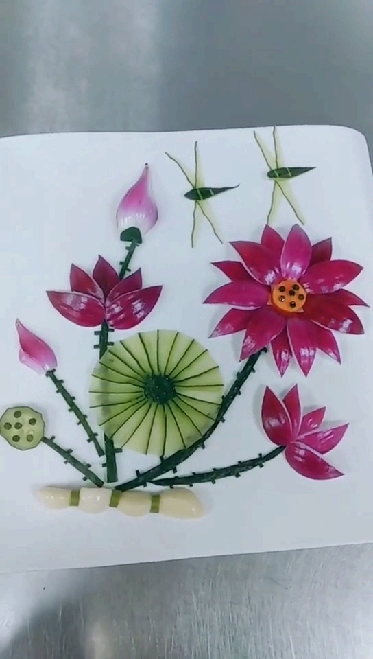 11.11全民high购节#洋葱黄瓜雕荷花#食品雕刻艺术