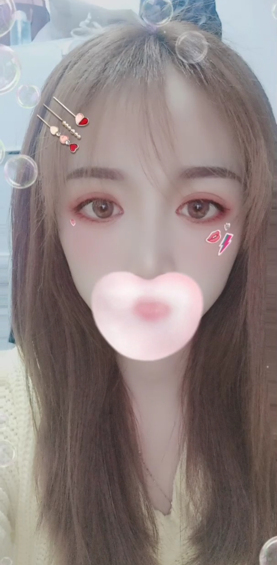 我要上热门#会吐爱心泡泡的妹纸!