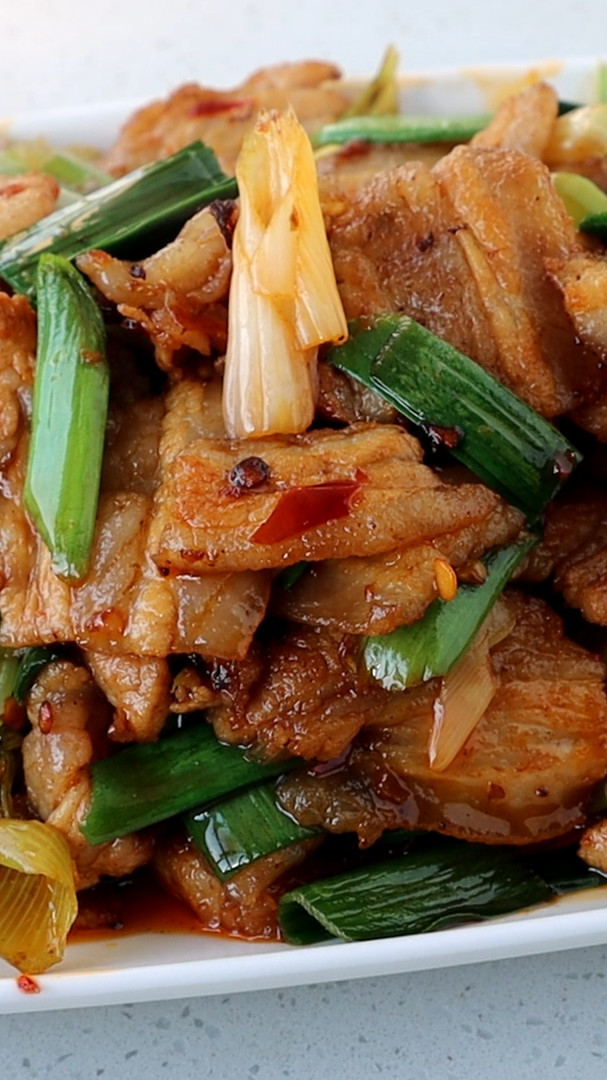 盐煎肉的家常做法,味道独特,肉香而不腻,比回锅肉更简单好吃