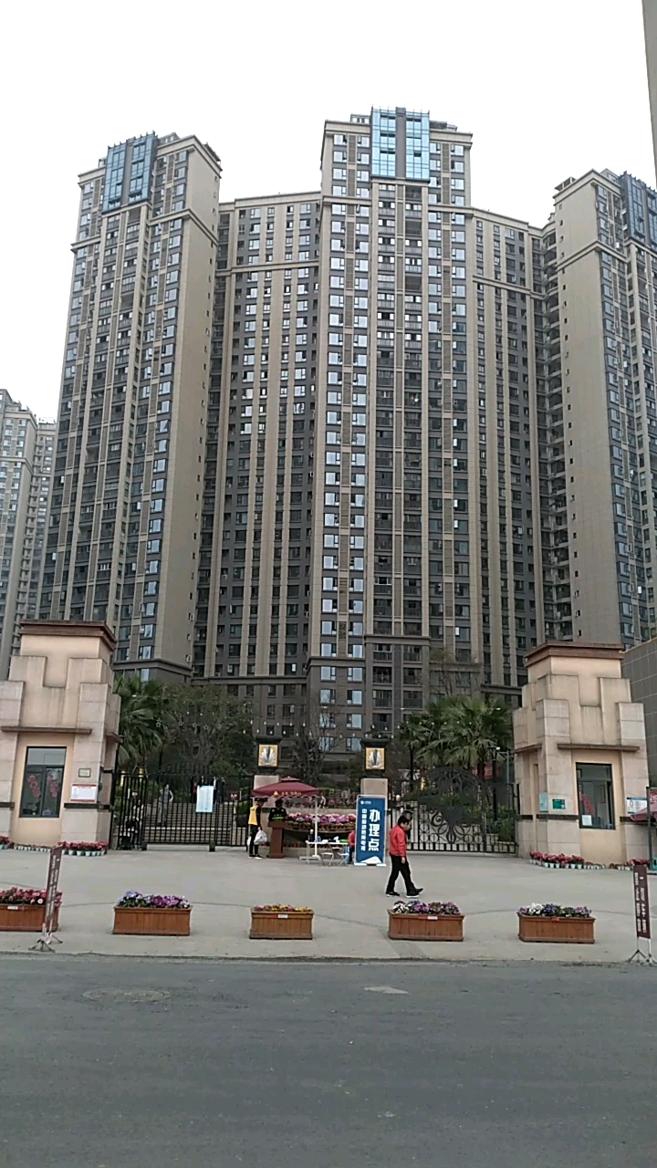 悦龙山小区图片