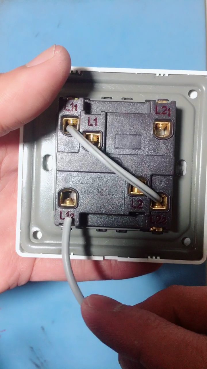 多控开关跳线不会接,手把手教会你