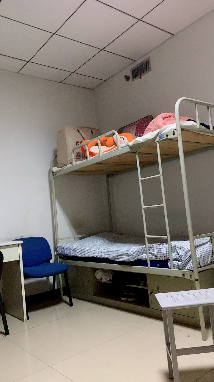 迎新年测好运#值班中