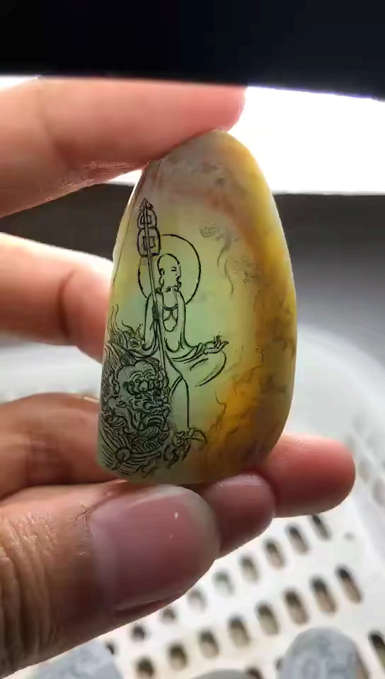 翡翠#大马坎,利用雾层设计地藏王,巧雕准备开始