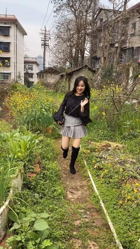 娱乐#你愿意娶农村姑娘吗?