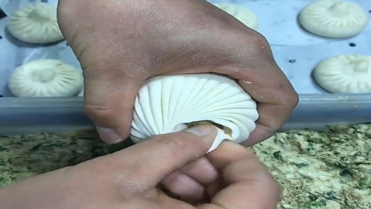 小笼包子包法教程,阿姨这个手法,很容易就能学会!