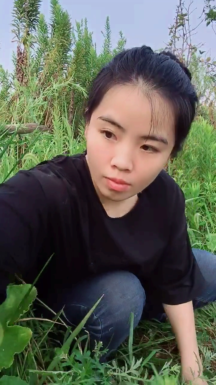 为什么农村女孩 没有城市女孩气质好-度小视