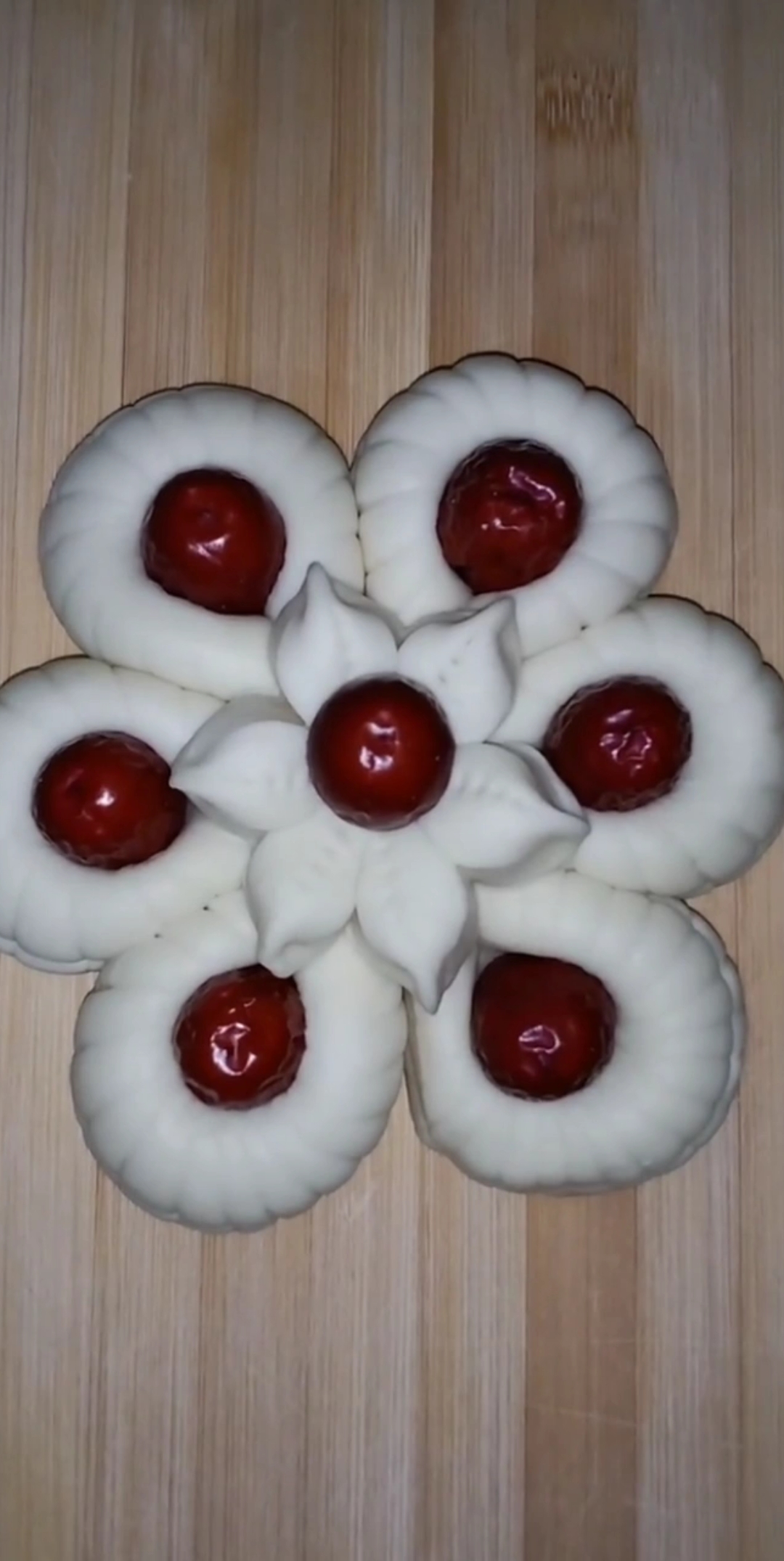 简单漂亮,一学就会的红枣花馍