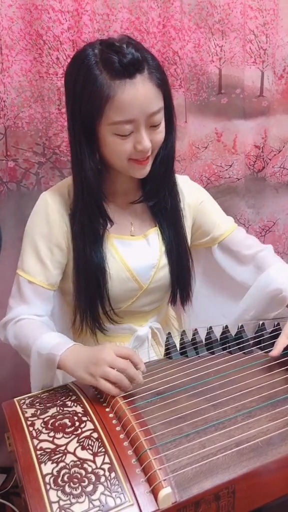 古典中国风国风古韵华夏汉服之美小仙女古筝弹奏好一朵茉莉花传承弘扬