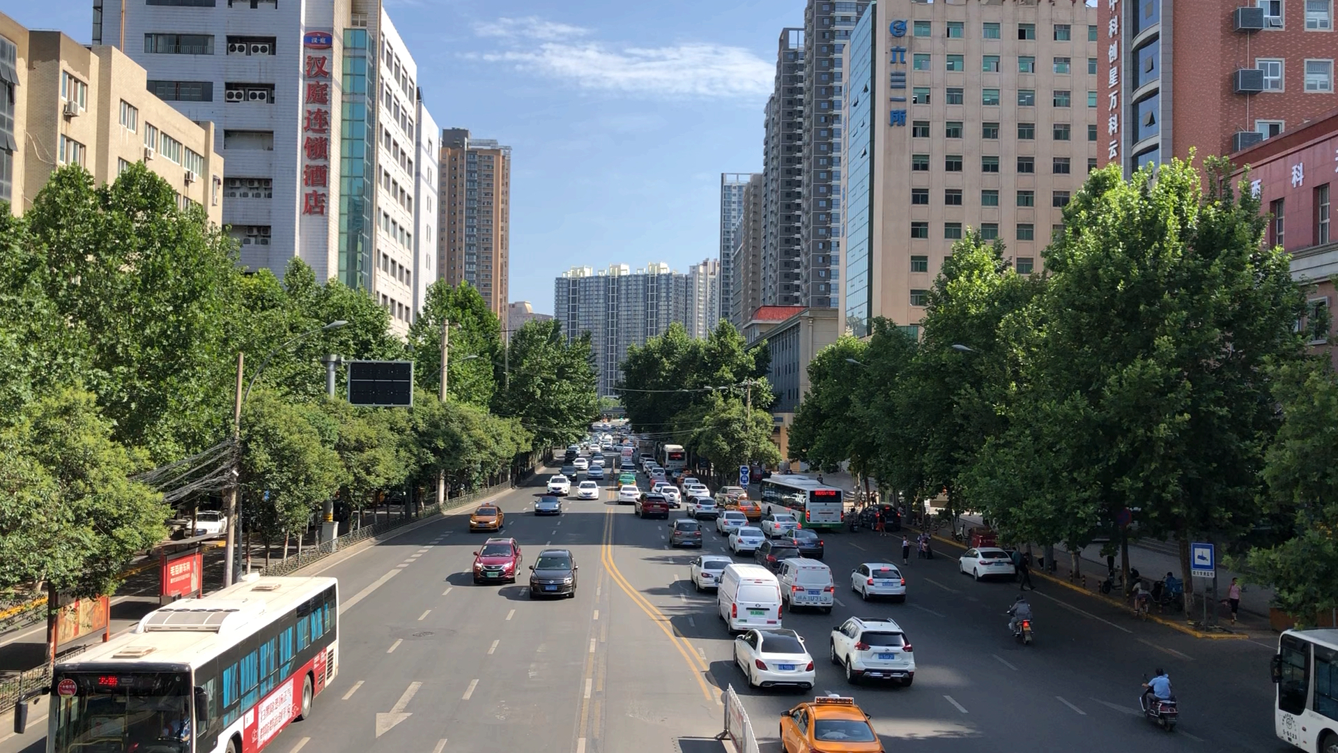 西安边家村.夏天一角