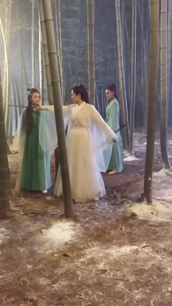 原来被剑刺穿的戏是这样拍的