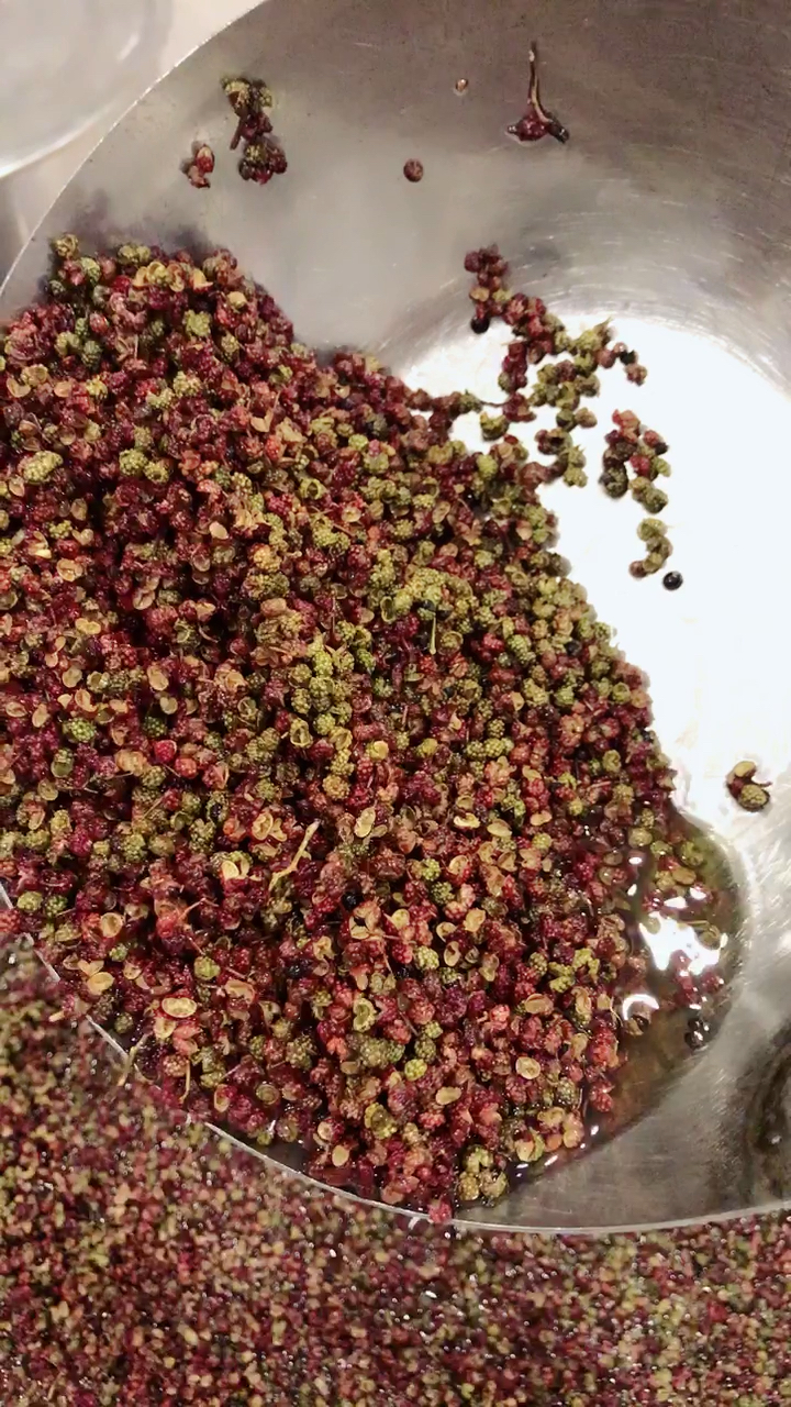 知道这是什么吗?这就是传说中的花椒