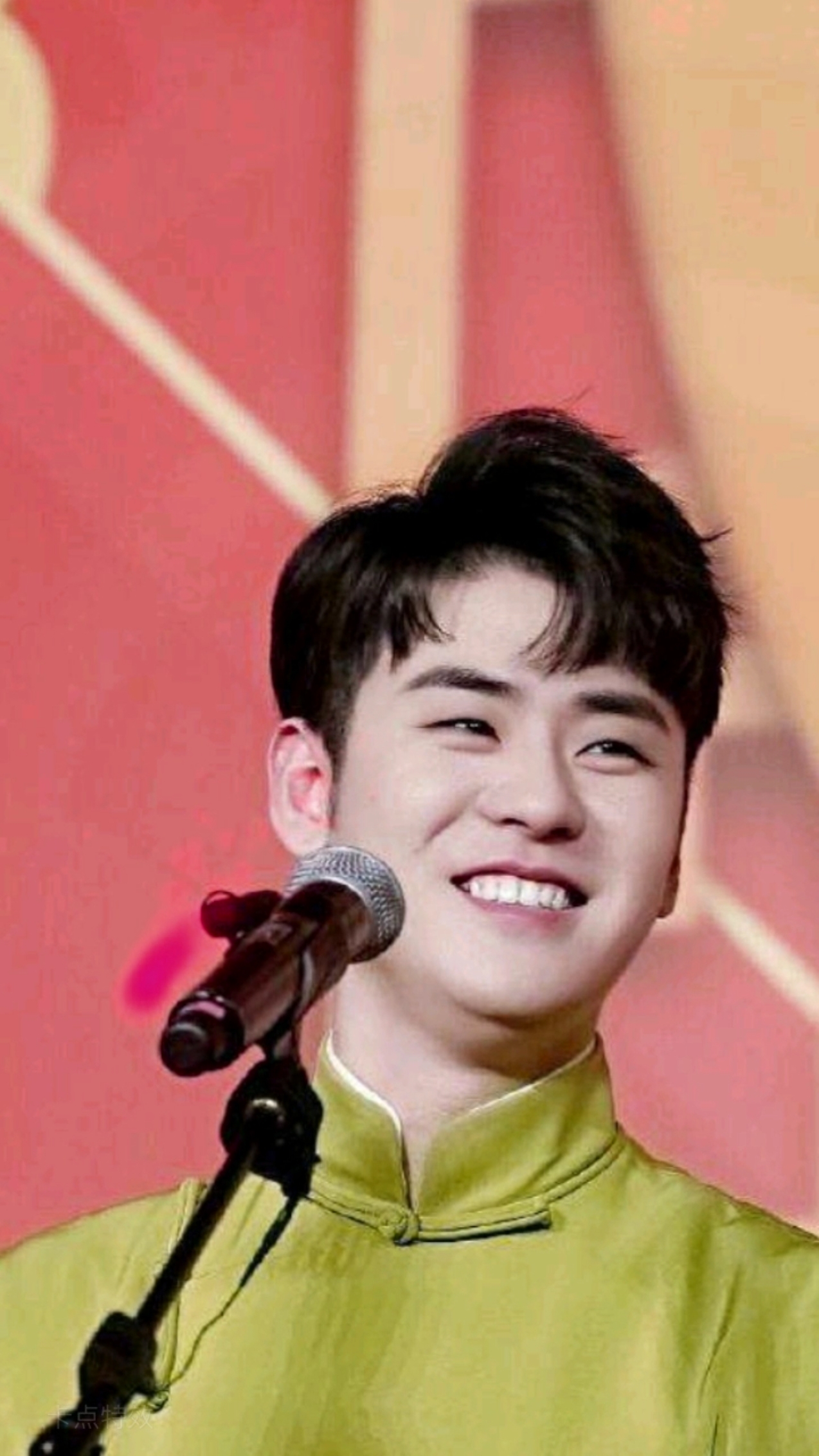 张云雷#笑起来才好看,哭了就变丑了