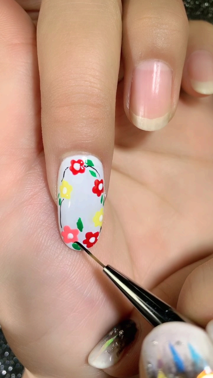 美甲#点珠笔用来画小花花最好看了