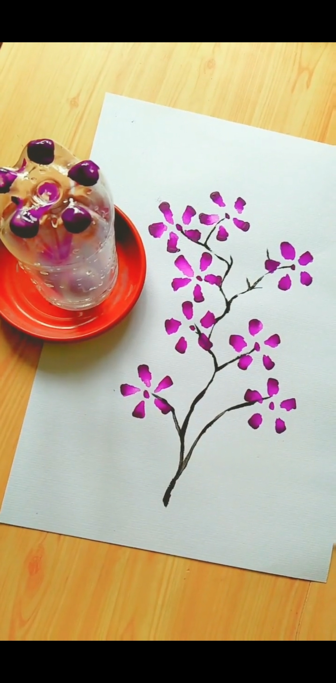 饮料瓶底画水彩.#画画