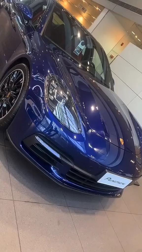 豪车#同级别最美轿跑,可西装暴徒也可行政商务,富人必买的一款车