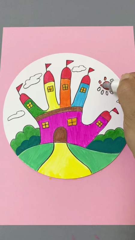 用宝贝的小手掌画一张漂亮的手掌画吧#手掌画 #创意儿童画 #亲子画