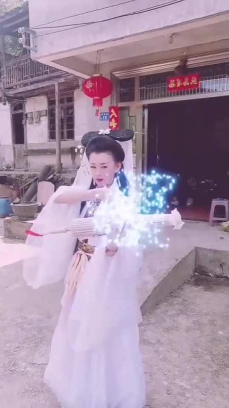 下凡渡劫,一起去踏青,有人想我啦