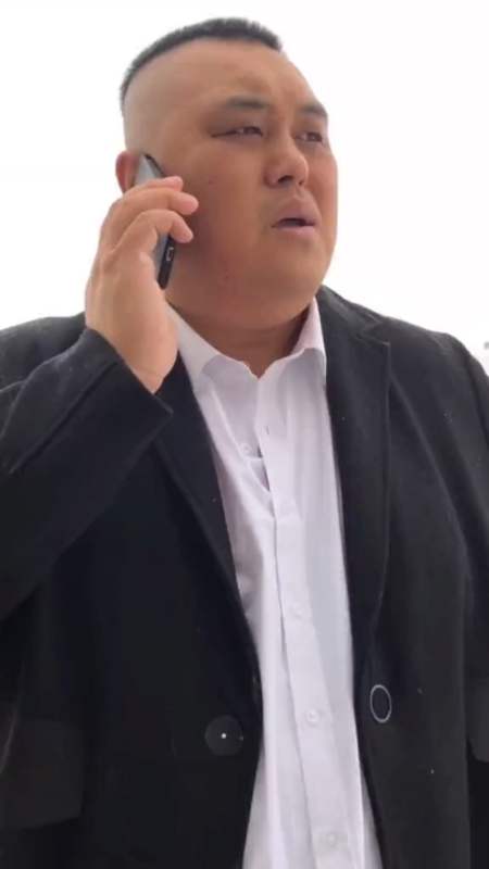 个别社会大哥的嘴脸#搞笑#原创#剧情#内容过于真实 朋友们帮我赞