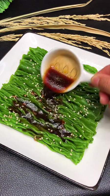 广东肠粉是绿色的你一定没吃过