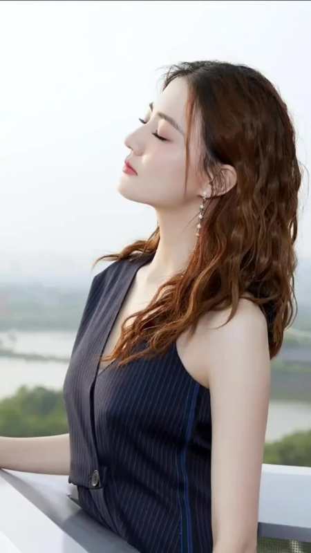 徐璐绝色容颜,性感身姿,真是完美女神!