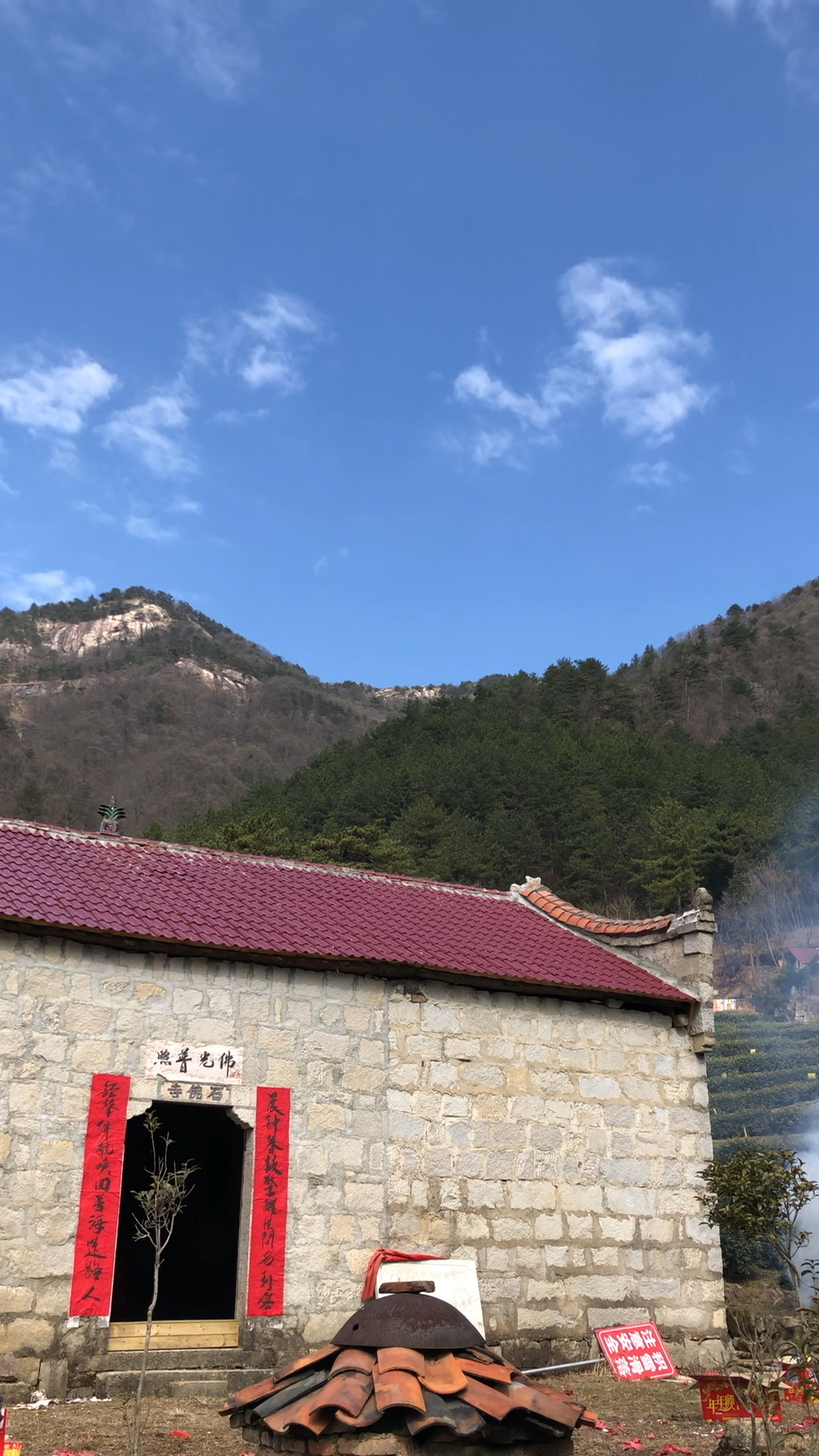 大年三十石佛寺燒香祈福