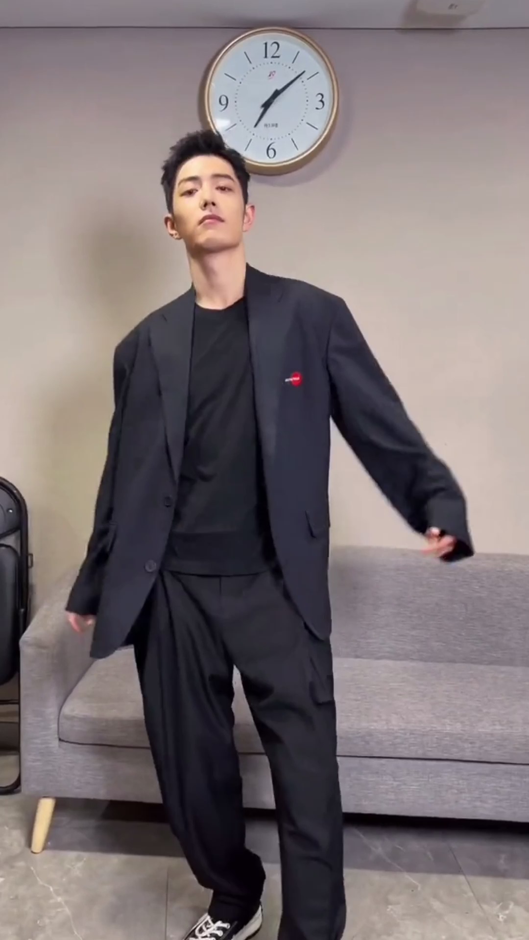 肖战寸头也好帅啊!