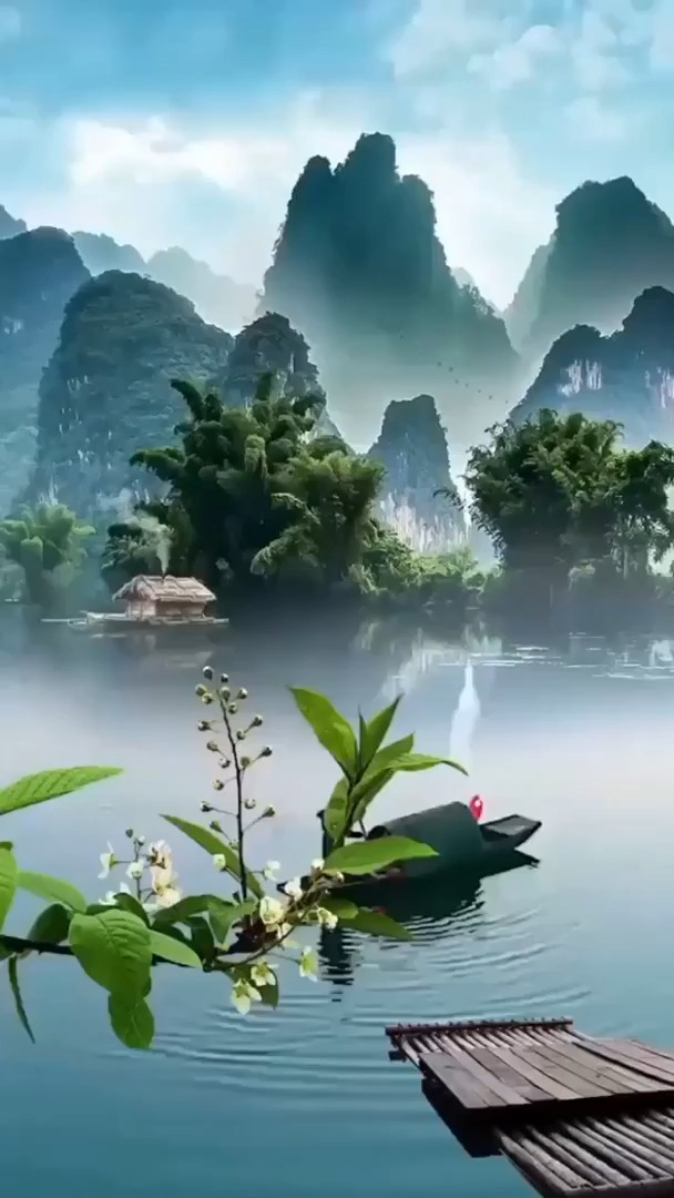 生命中的快乐如蓝天浓云,空谷幽兰,是人性中最美最真实的部分.