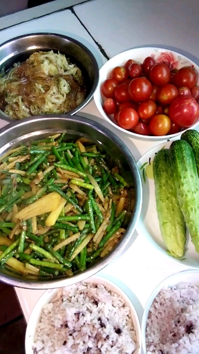 还是自己家做的饭菜香