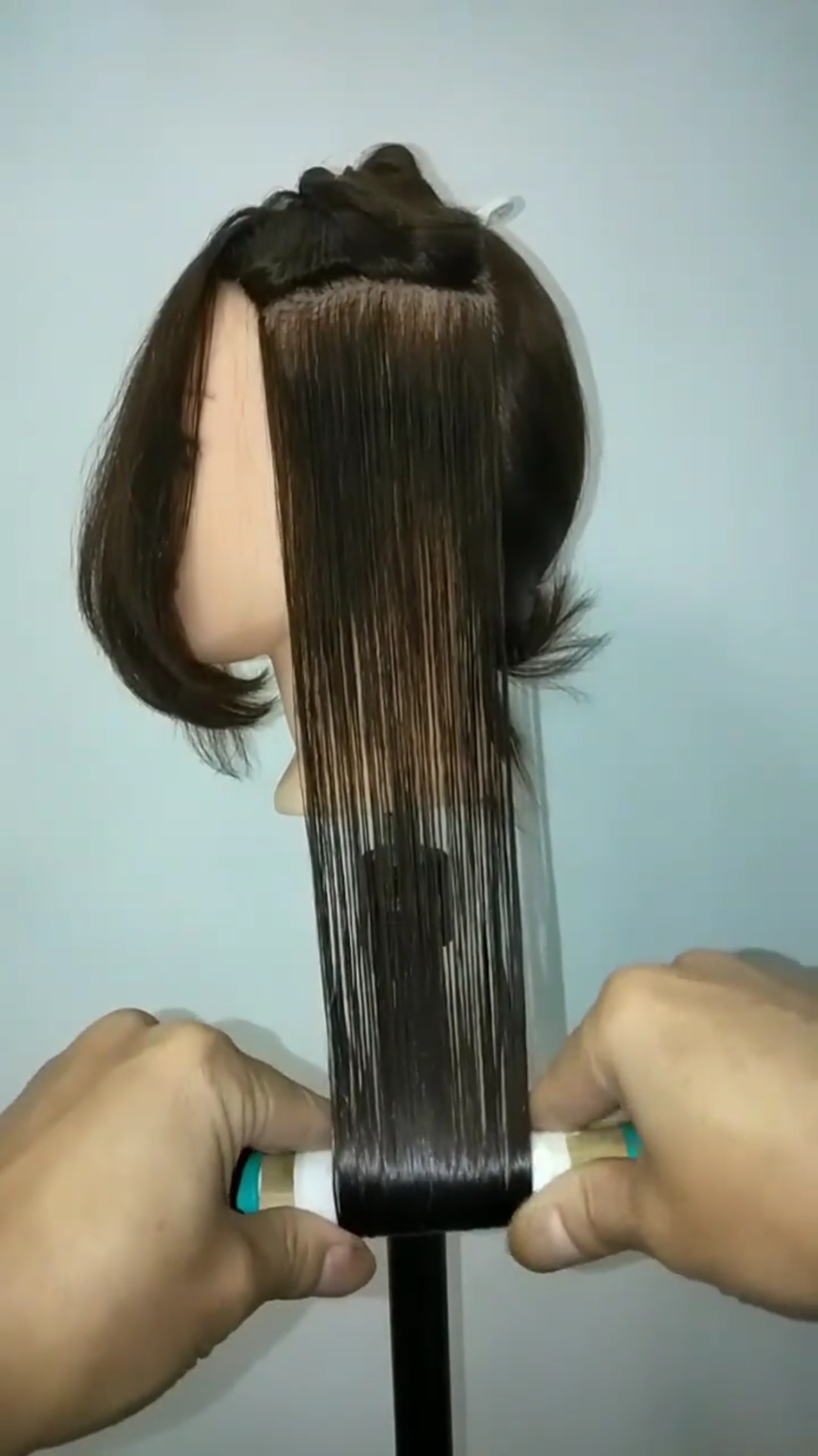 造型烫气垫卷上杠手法