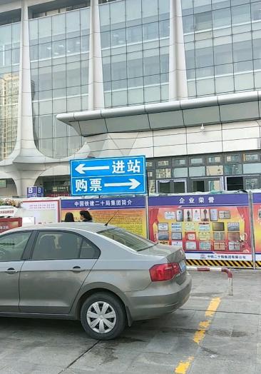 兰州火车站哪里有妹子美女上门服务微61073115