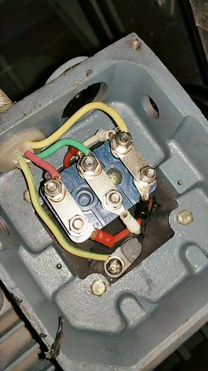 电机三角形接法,能看出来吗?