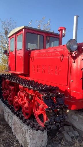 60后70后都知道的,东方红拖拉机