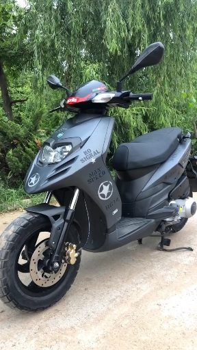 比亚乔台风125