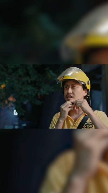 中国飞侠许君聪为给女儿凑手术费白天送外卖晚上干代驾好辛苦