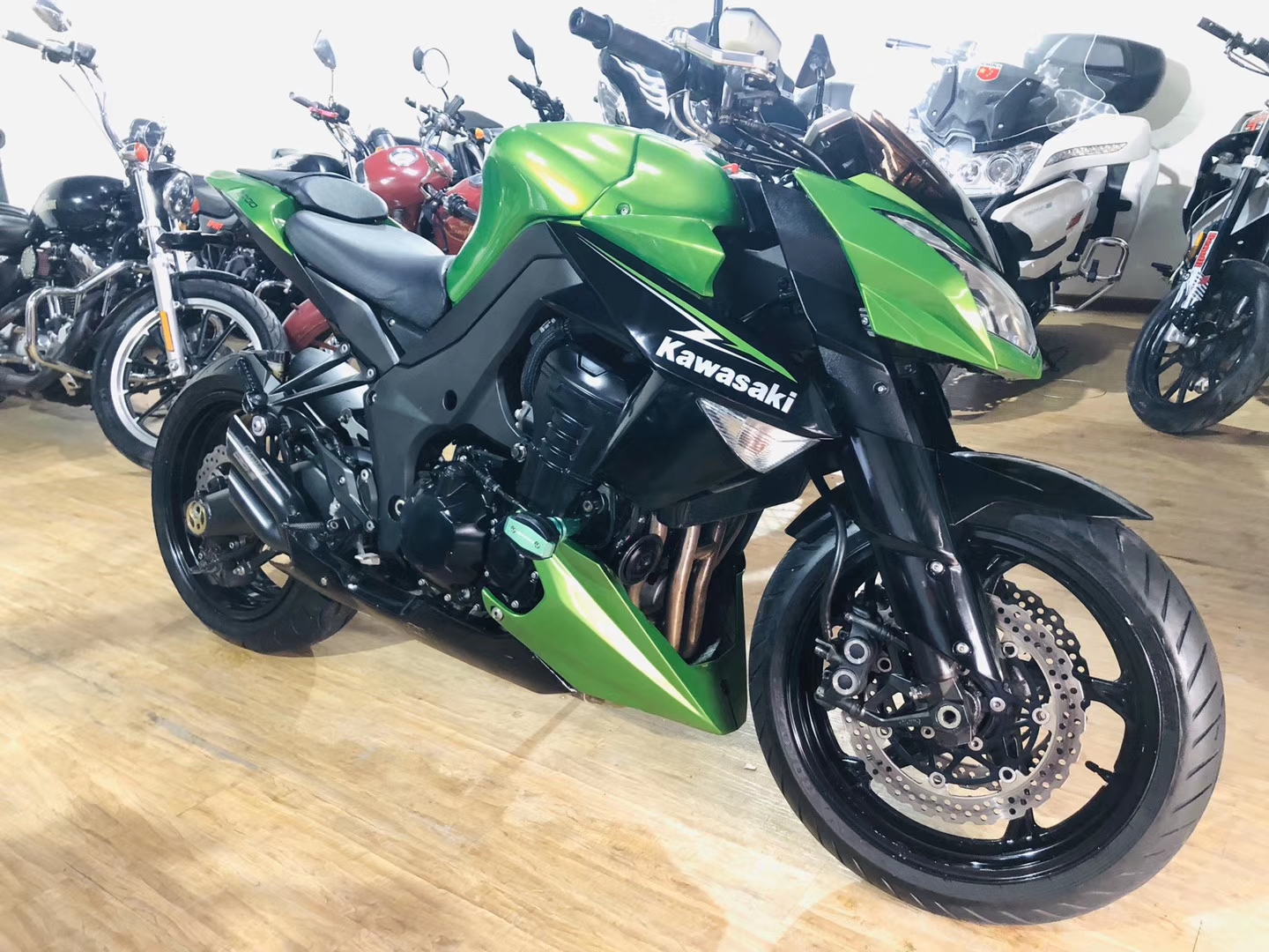 13年川崎z1000到店,车况不谈