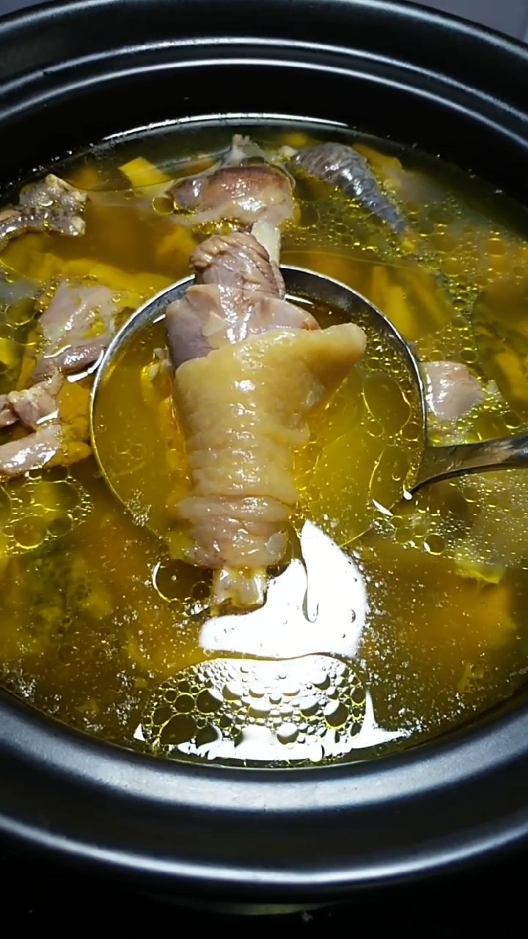 美食#老母鸡汤这样做汤鲜味美营养好喝