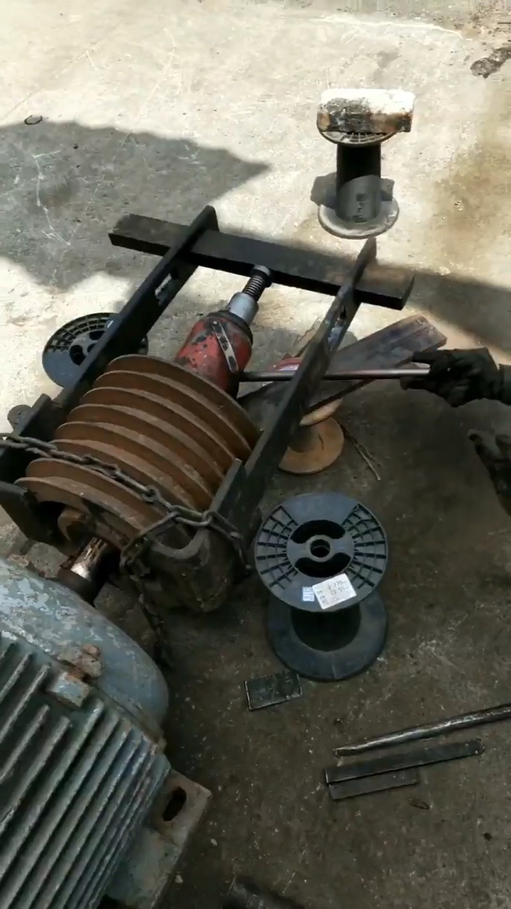 自制千斤顶拉马