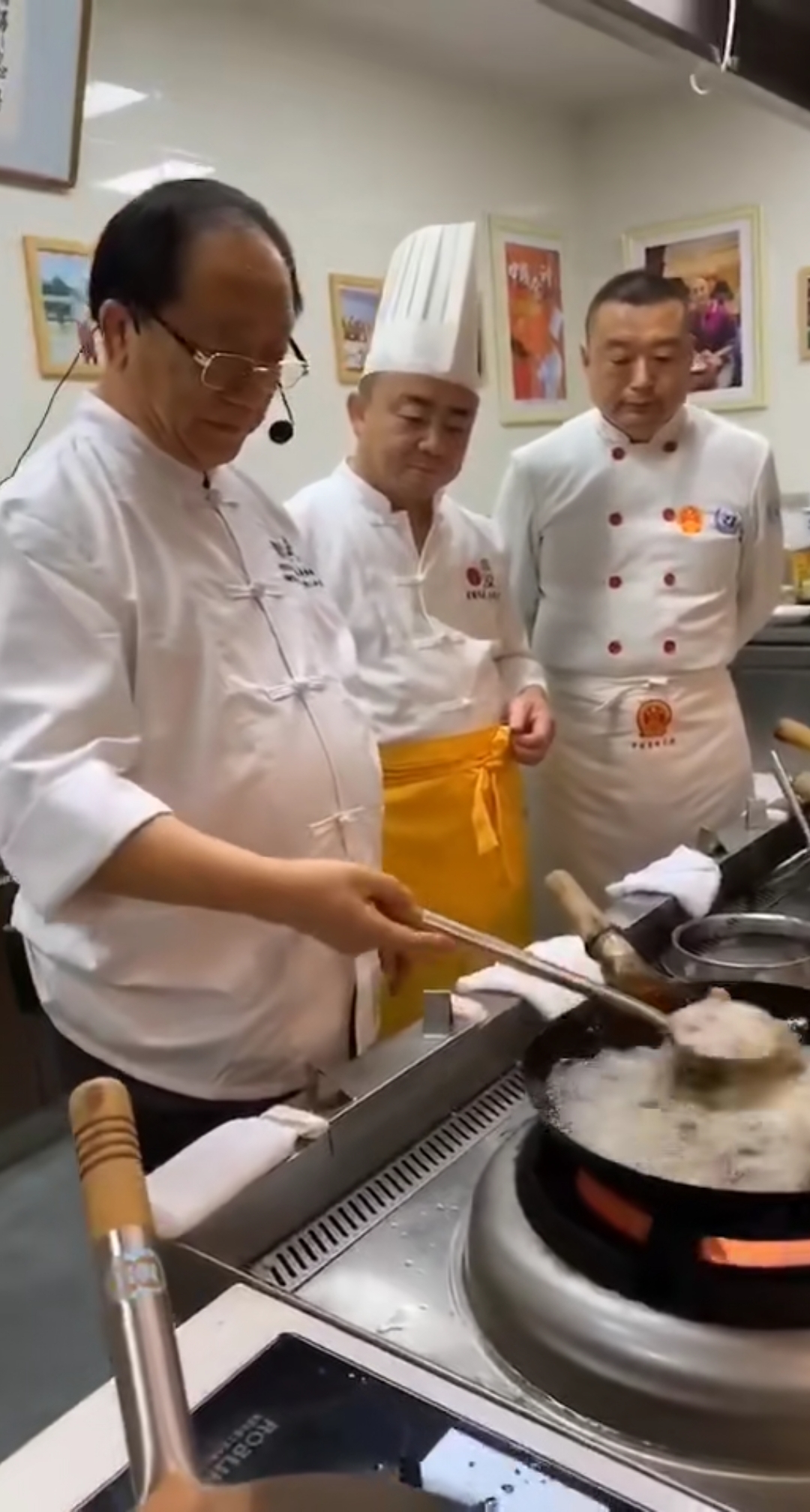 中华食神刘敬贤师爷大展手艺