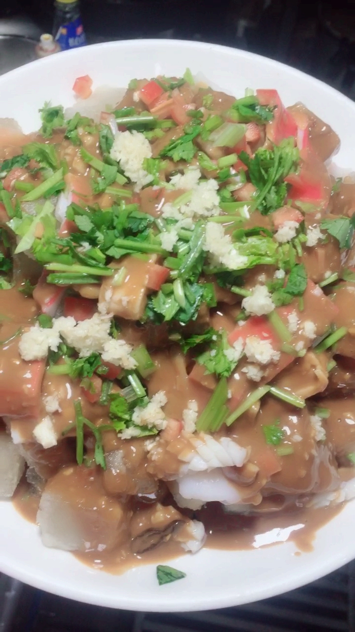 大连特色小菜 三鲜焖子 外焦里嫩 芝麻酱用一品鲜醋 糖少许辣椒油调汁