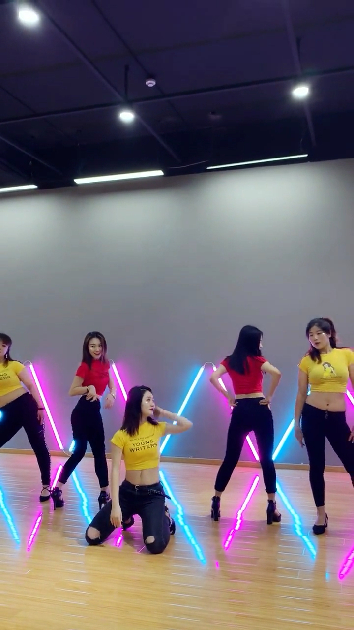 西红柿炒鸡蛋组合舞蹈续集