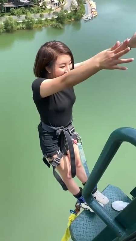 愿你的远方有路可抵,愿你的心如孩童,纯净无染蹦极小贾-全民小视频