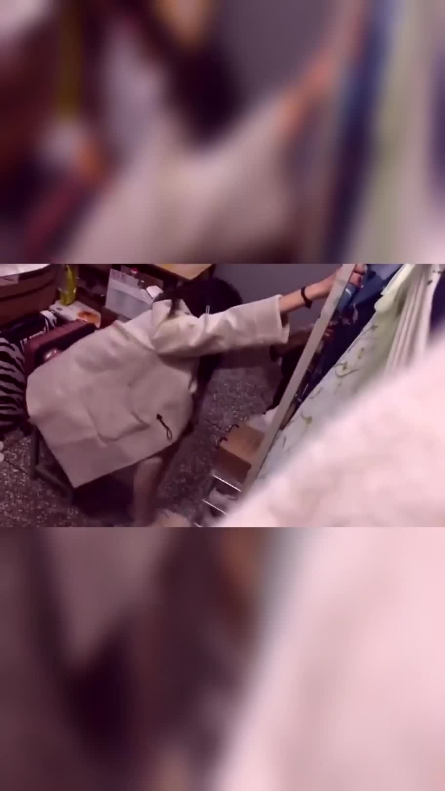 当代女大学生室友喝醉的下场,这样子像啥