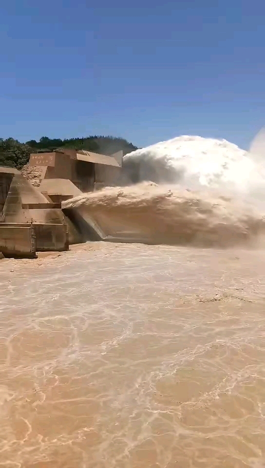 小浪底排沙