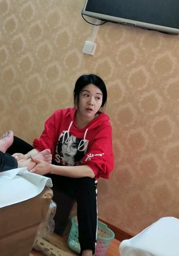 西安吉祥村长得还可以的足疗小姐姐