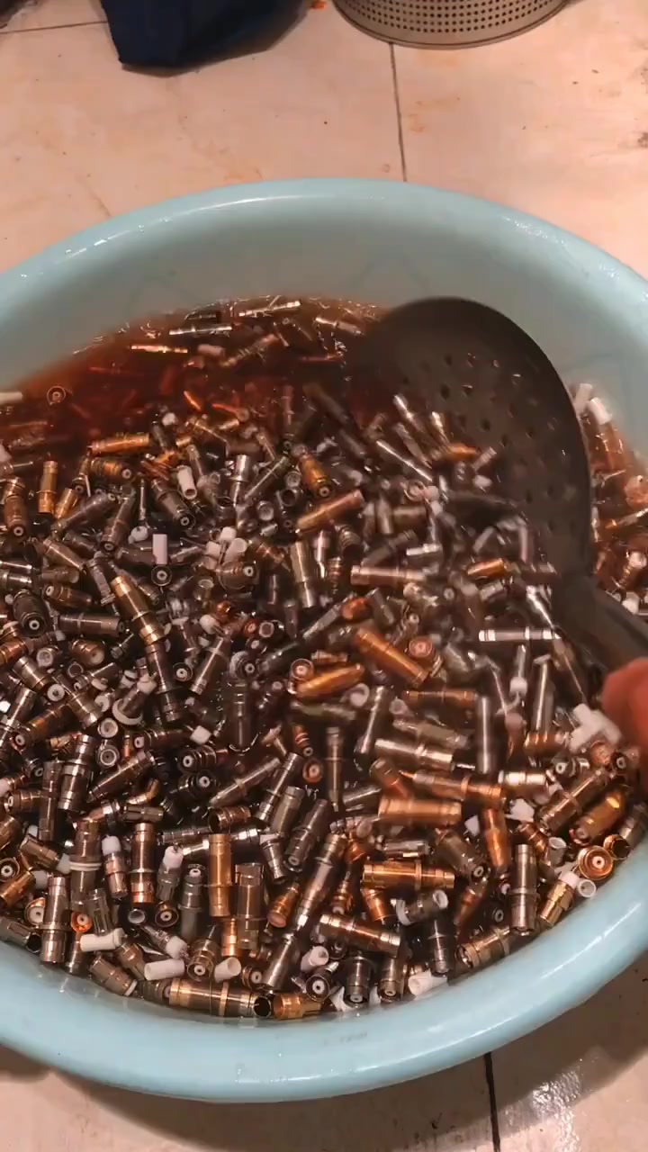 我要上热门#锌丝置换法快速提炼黄金