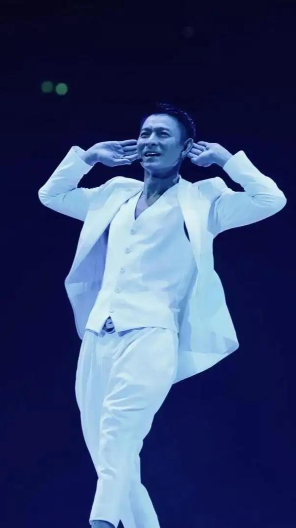 我要上热门#刘德华61岁生日快乐,帅了一辈子,影响几代人的偶像!