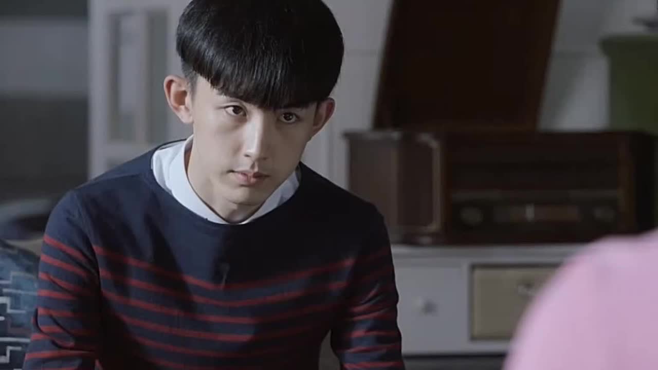 少年派:蒋昱文告诉钱三一爷爷支持裴音嫁给他,三一的表情亮了