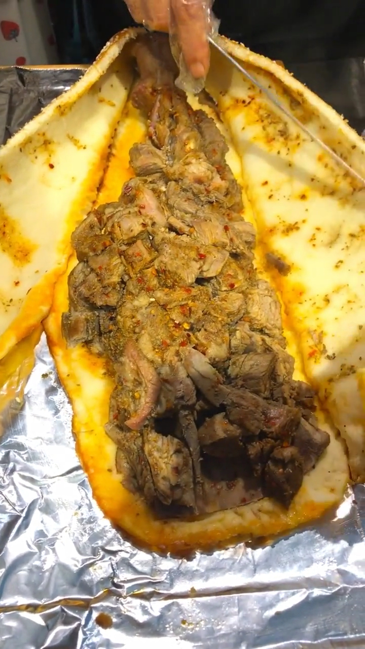 美食#特色囊包肉!有肉有馕!三份人的量!