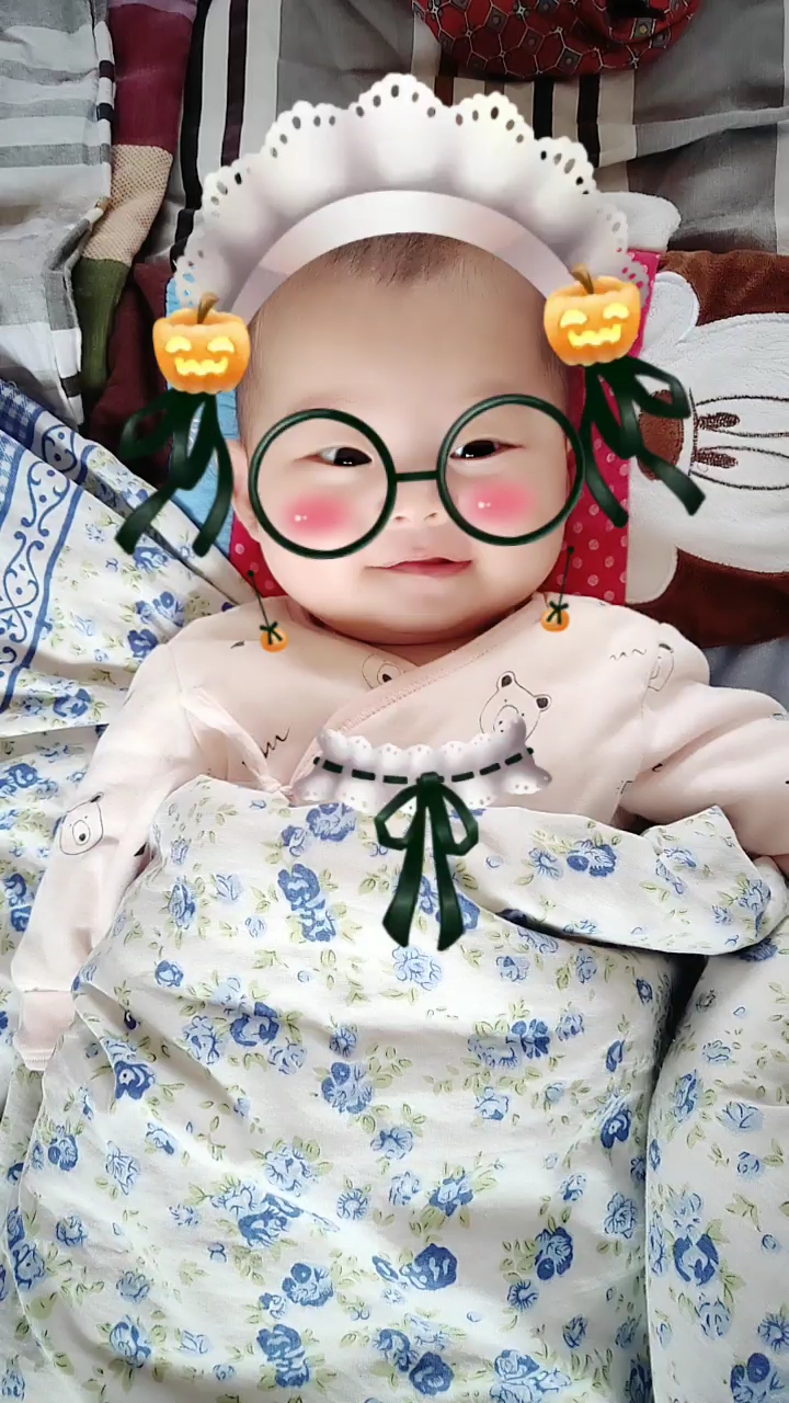 四个月的迪宝儿小公举